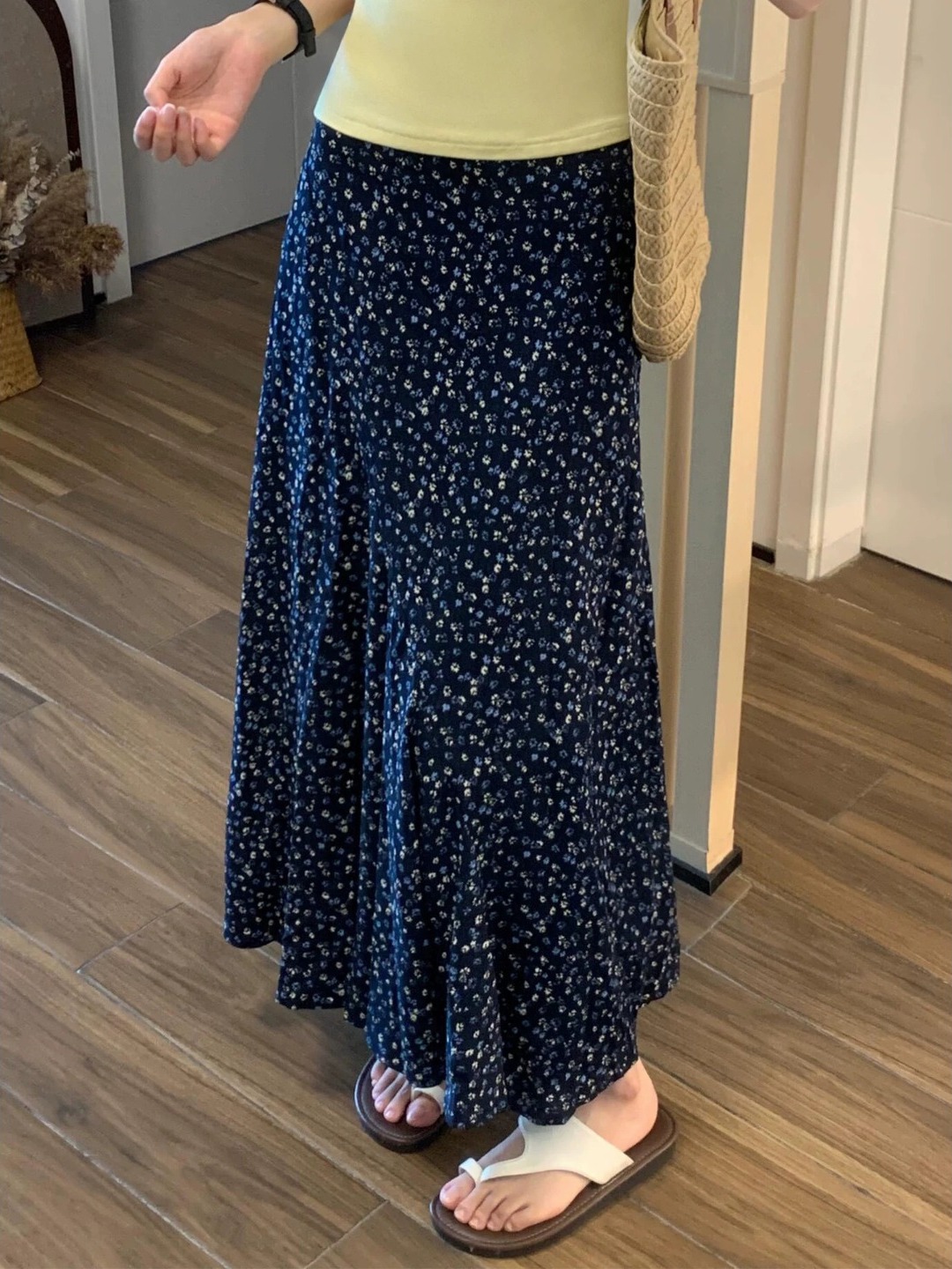 Saia Midi Plus Size com Estamp - Midi Skirt Floral avaliação e preço