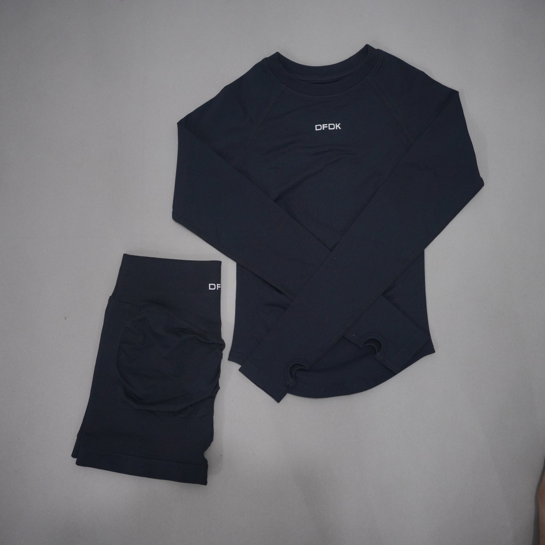 Conjunto de 2 Peças DFDK Estil - Crop Top Crochet avaliação e preço
